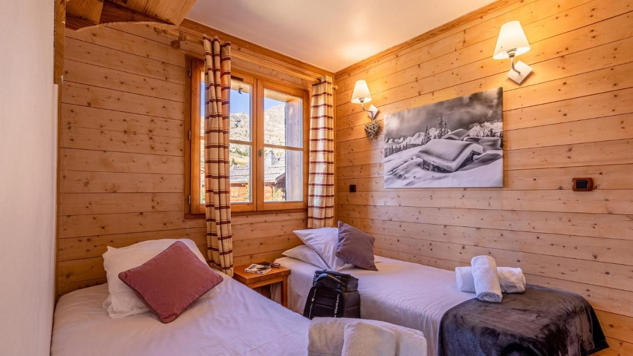 Madame Vacances Les Chalets De L'Altiport Alpe d'Huez Exterior foto